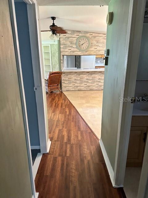 Image 20 of 32 For 5958 Foxhollow Drive