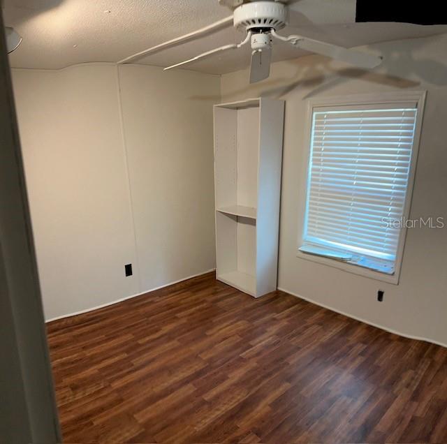 Image 24 of 32 For 5958 Foxhollow Drive