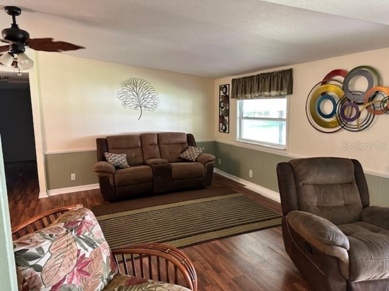 Image 4 of 32 For 5958 Foxhollow Drive