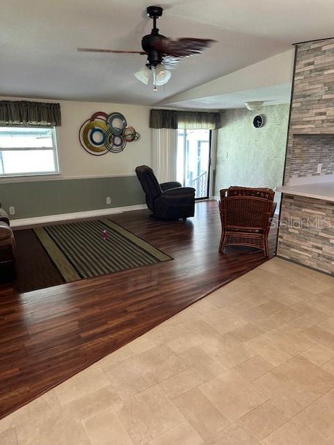 Image 5 of 32 For 5958 Foxhollow Drive