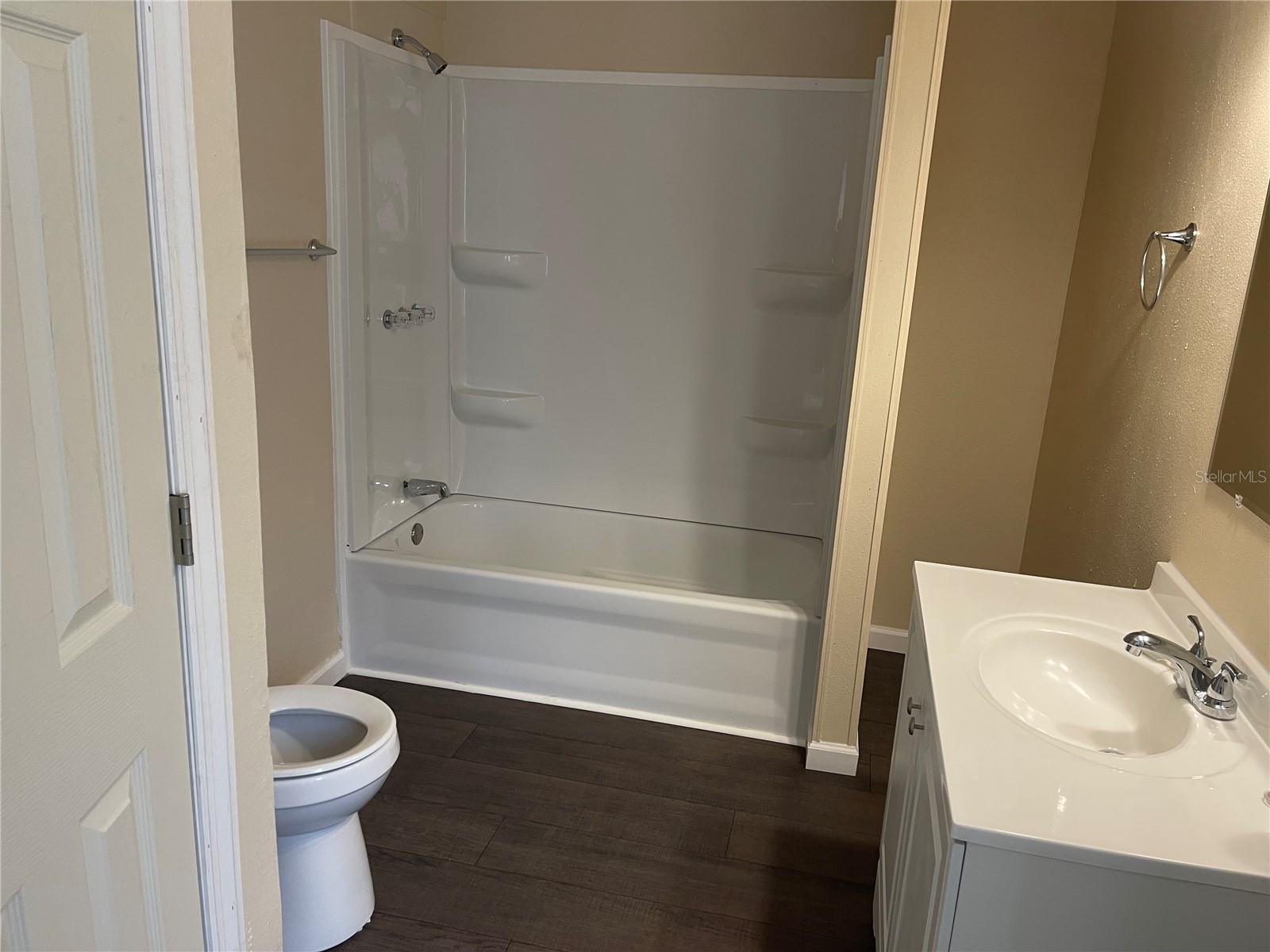 Image 10 of 21 For 2805 Forestland Drive