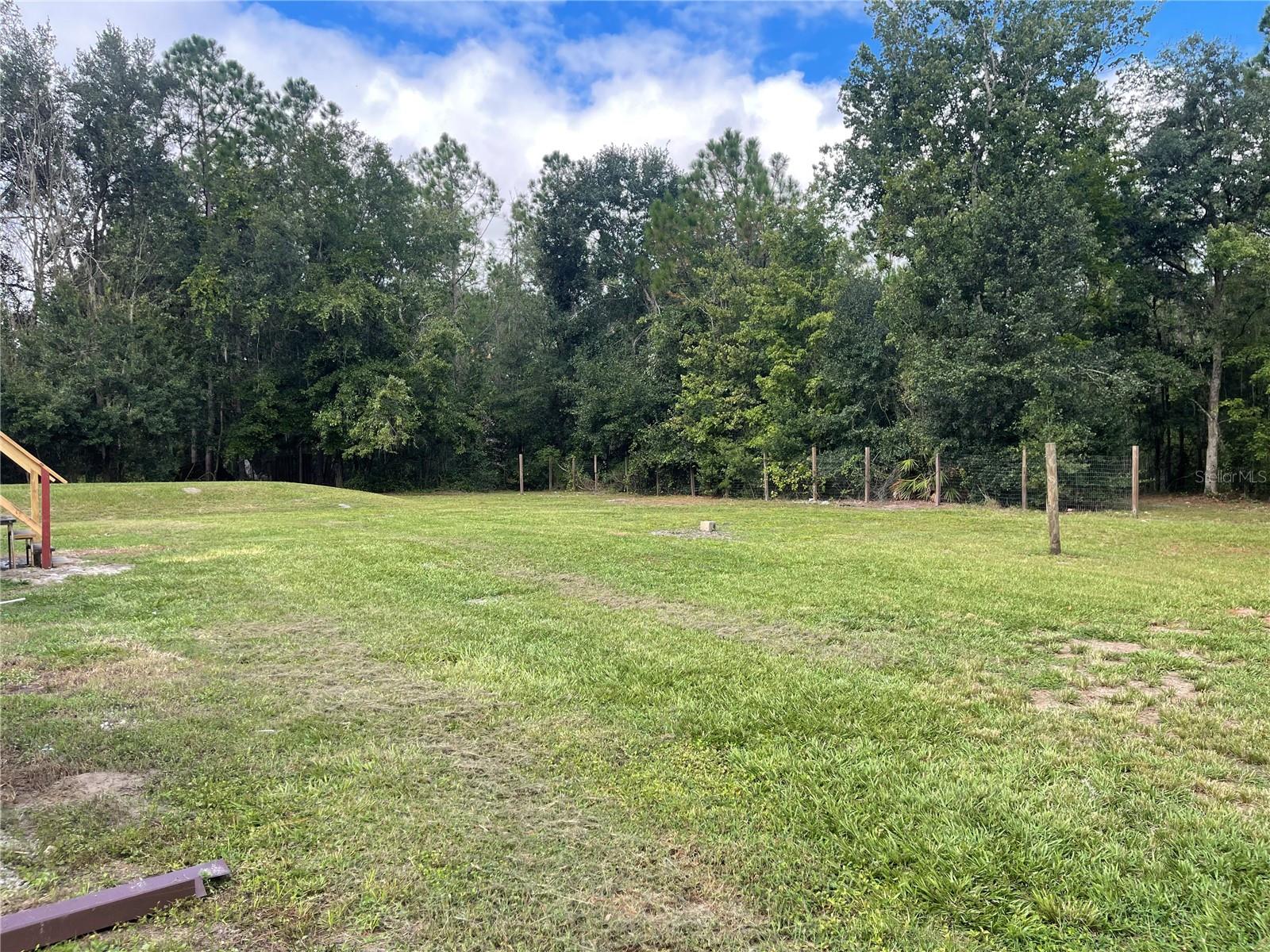 Image 14 of 21 For 2805 Forestland Drive