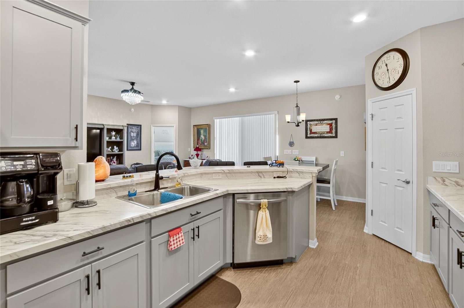 Image 20 of 58 For 6852 Mossy Oak Lane