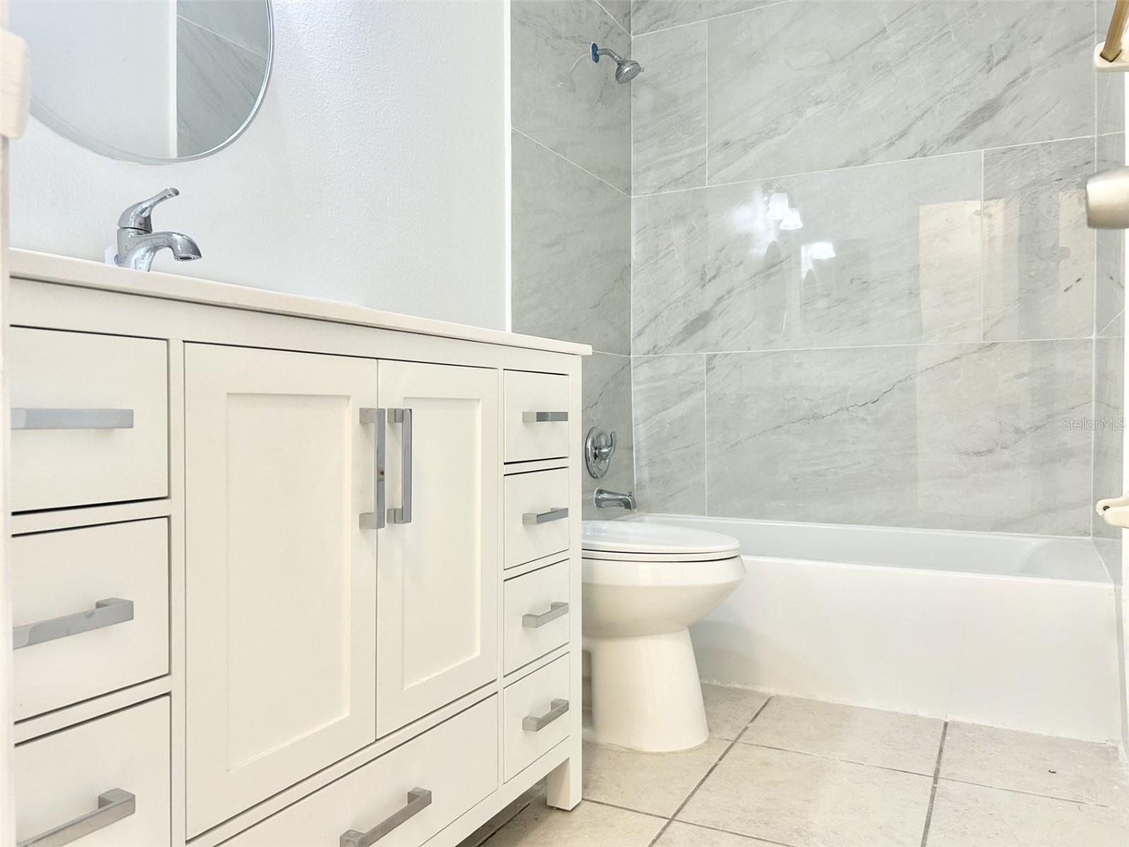 Image 14 of 25 For 10708 Brice Court