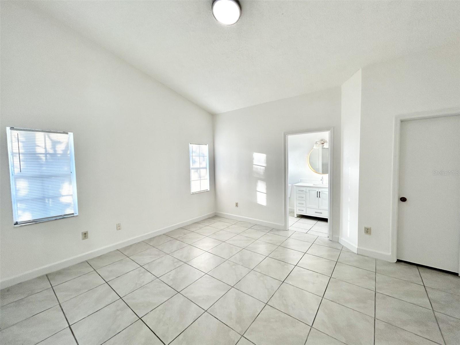 Image 19 of 25 For 10708 Brice Court