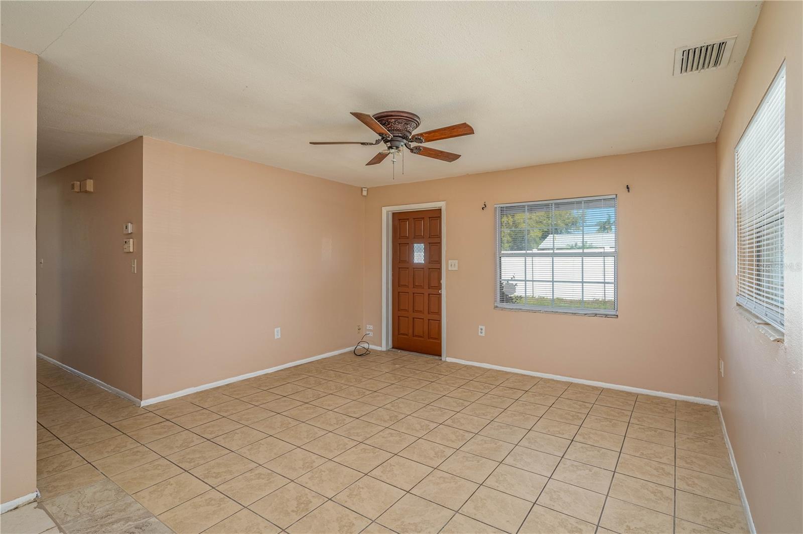 Image 5 of 16 For 2907 Wheeler Street