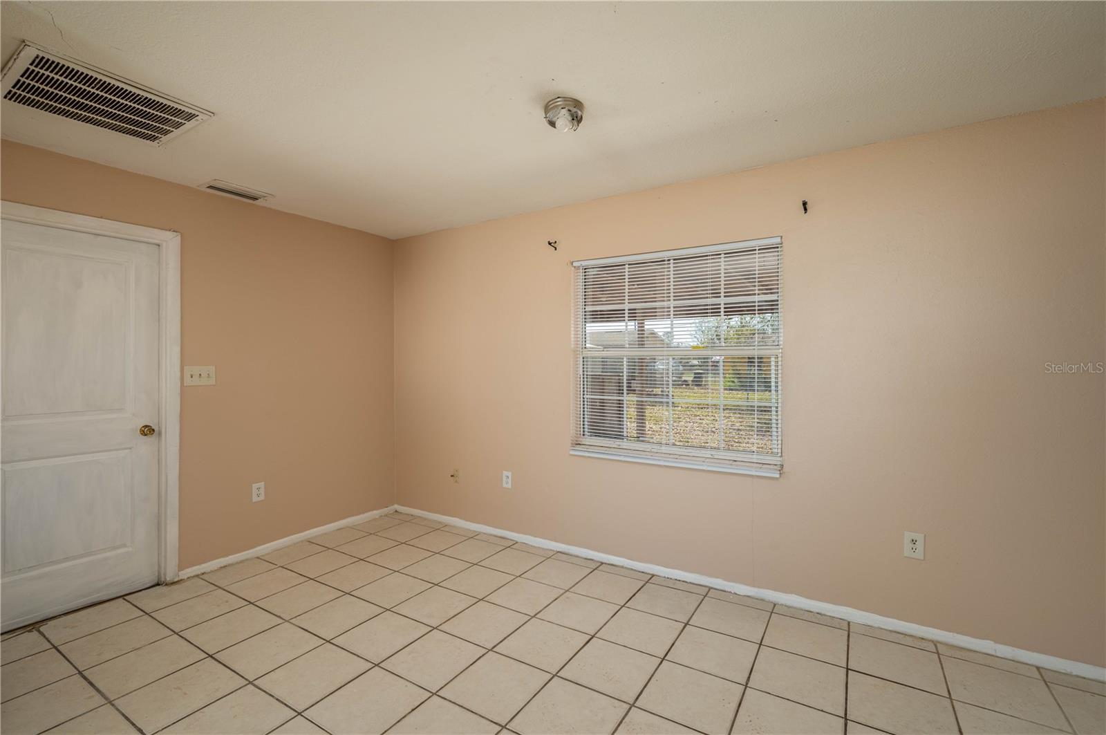 Image 7 of 16 For 2907 Wheeler Street