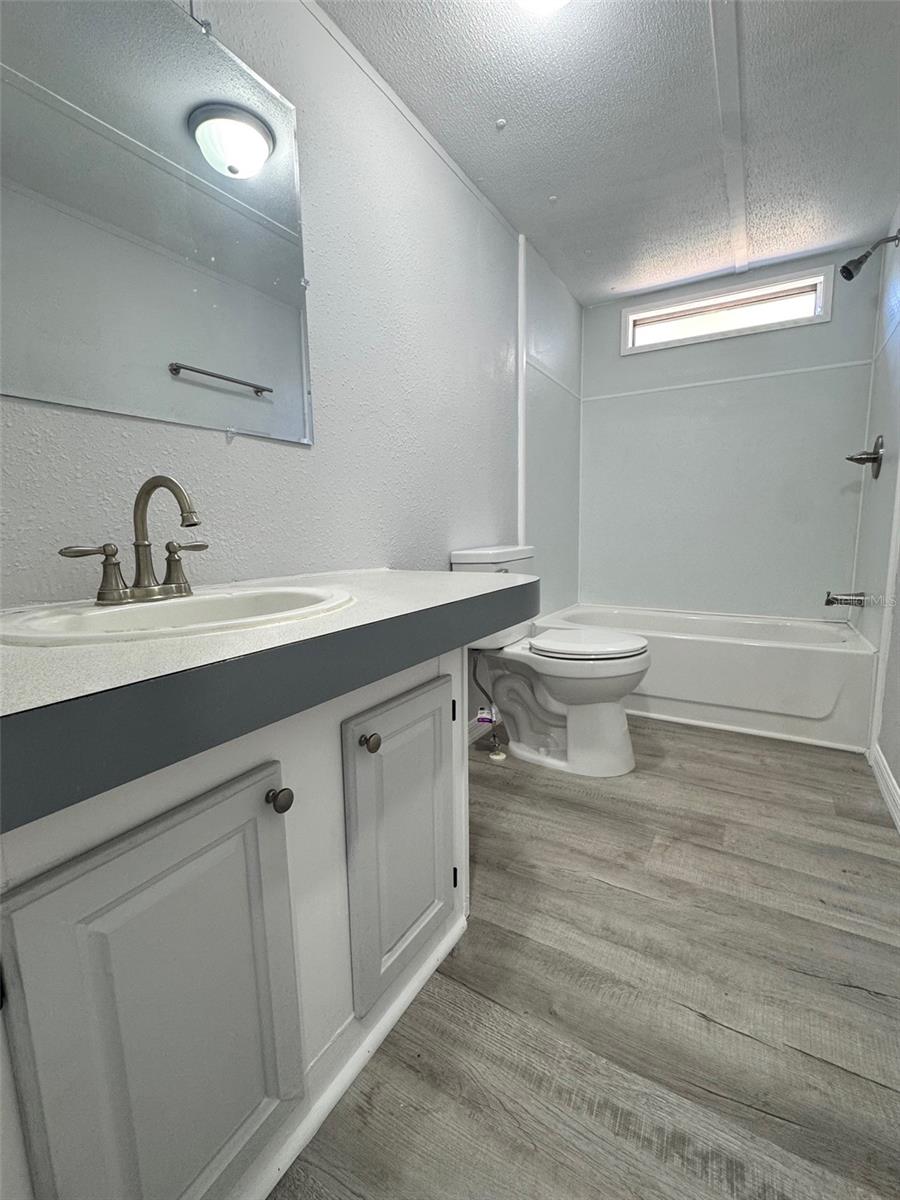 Image 12 of 16 For 688 4th Street