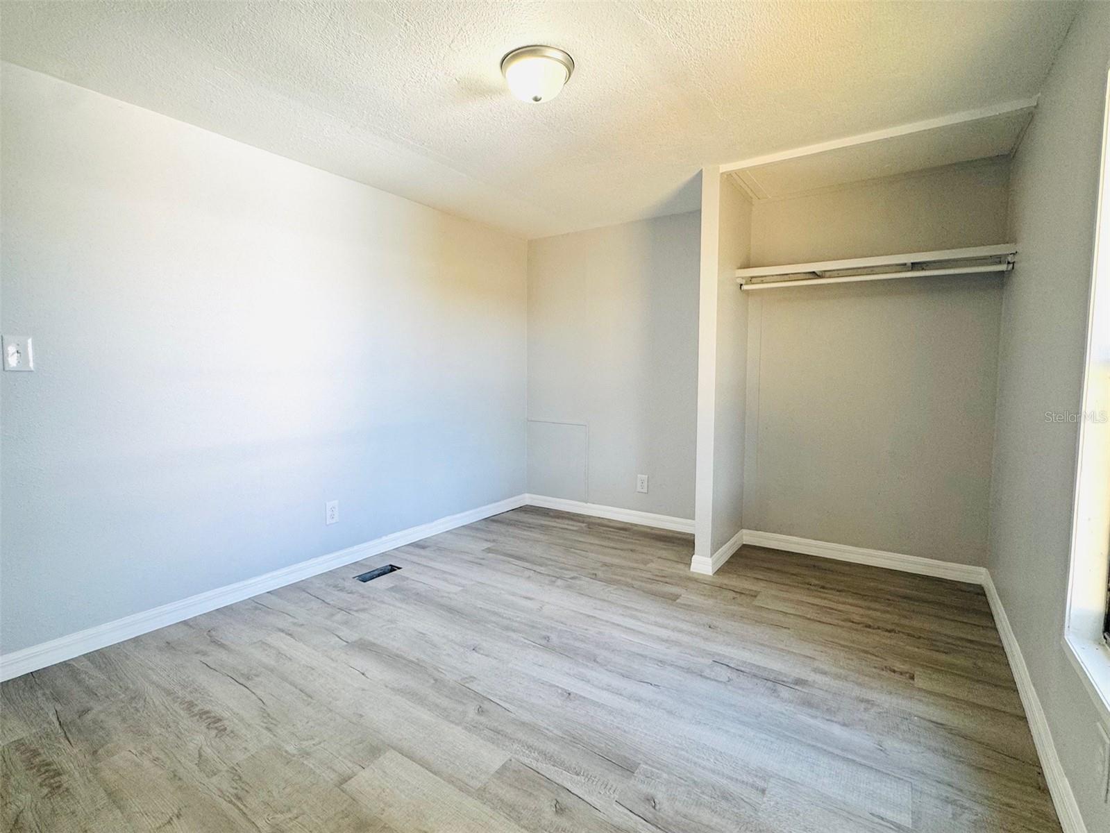 Image 13 of 16 For 688 4th Street