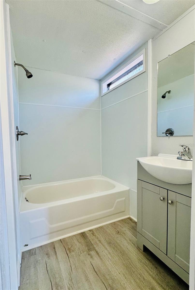 Image 8 of 16 For 688 4th Street