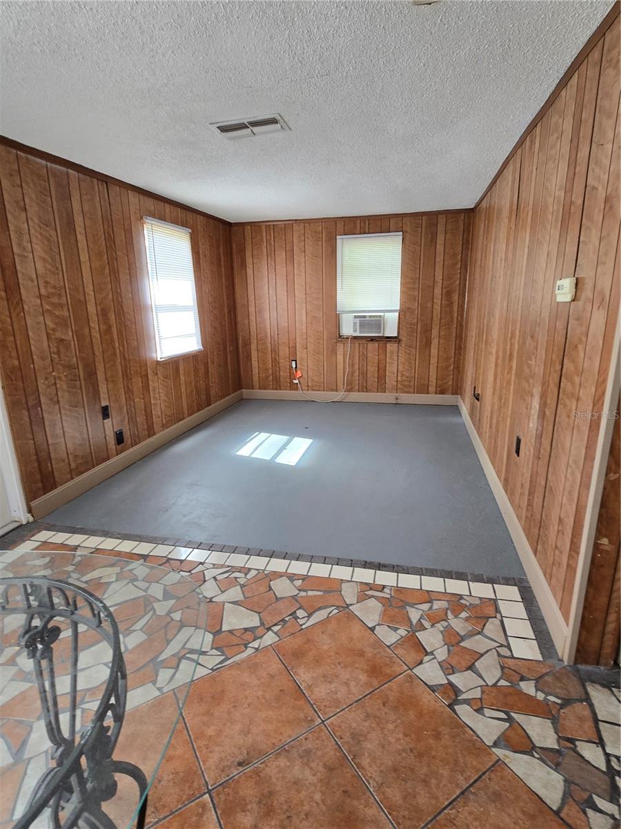 Image 25 of 35 For 5353 7th Street