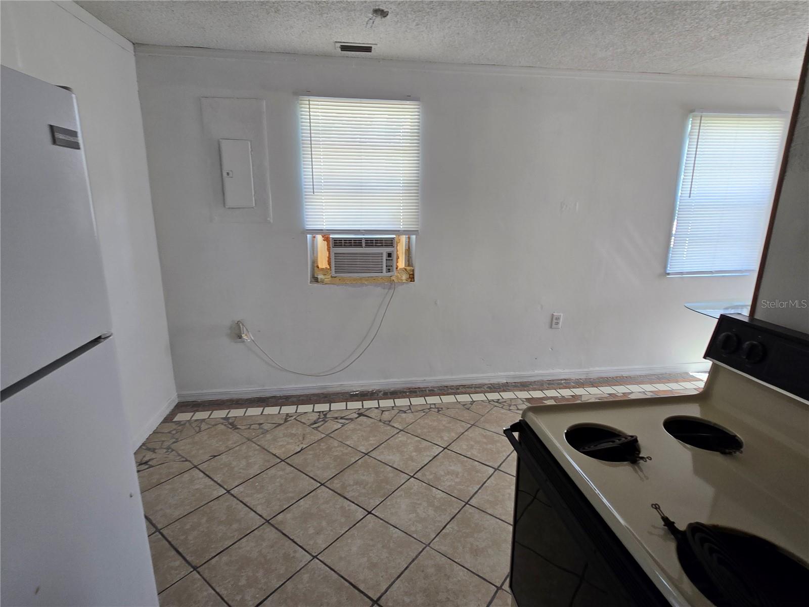 Image 28 of 35 For 5353 7th Street