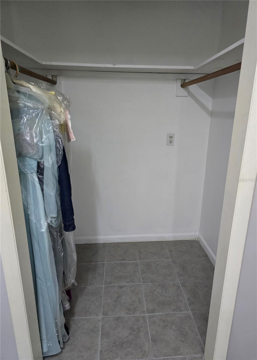 Image 3 of 35 For 5353 7th Street