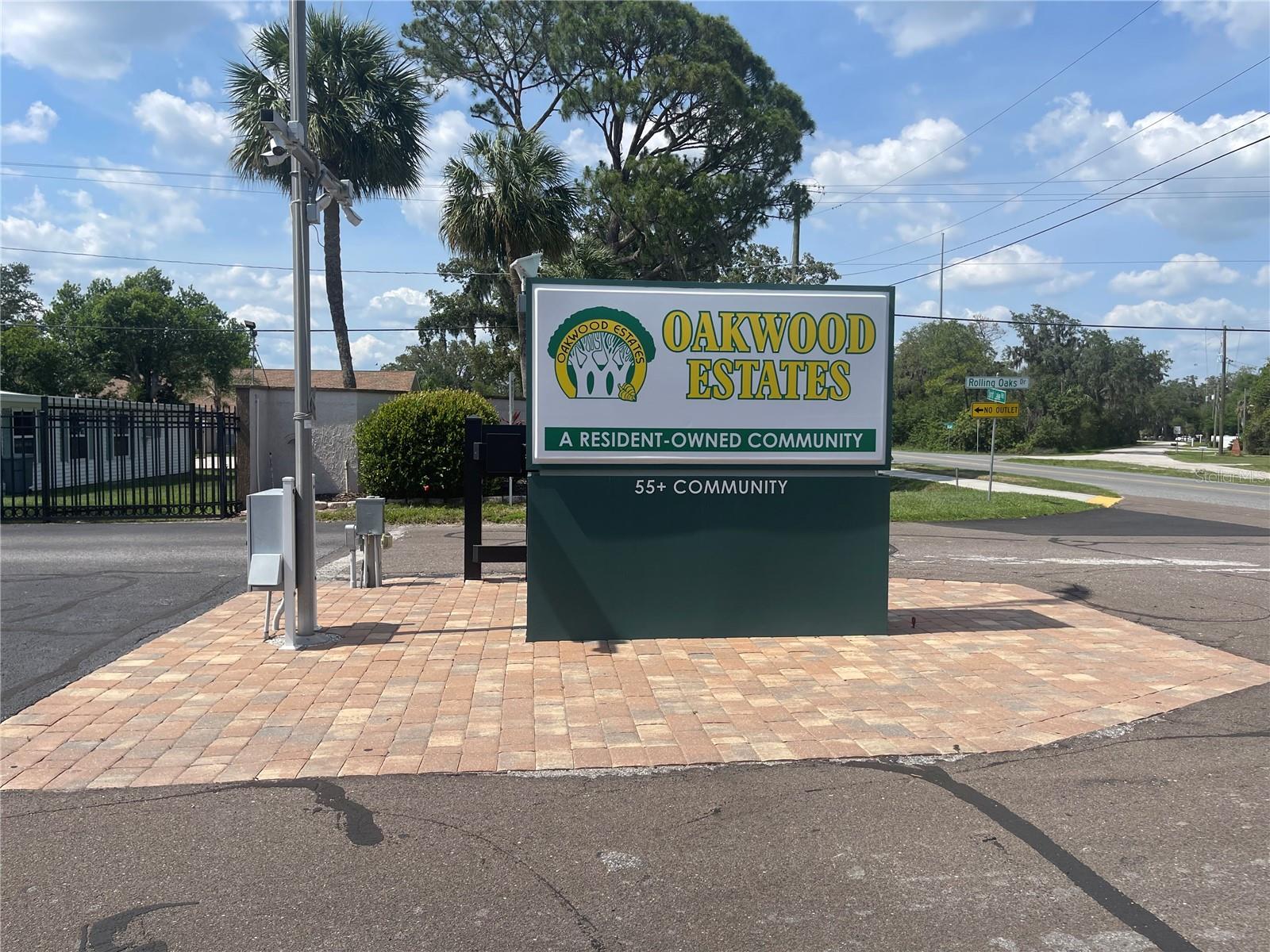 Image 13 of 15 For 4526 Redwood Street