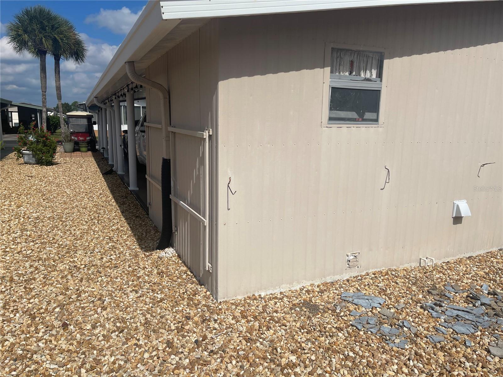 Image 3 of 15 For 4526 Redwood Street