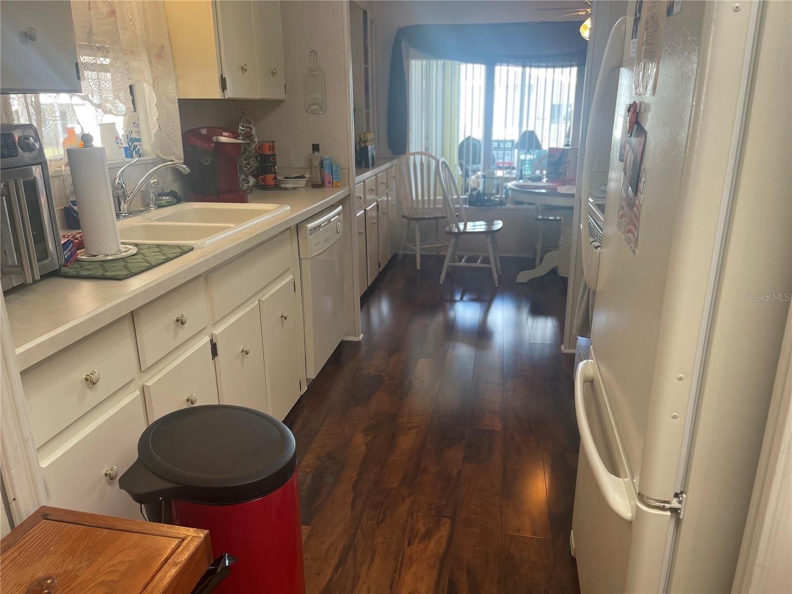 Image 8 of 15 For 4526 Redwood Street