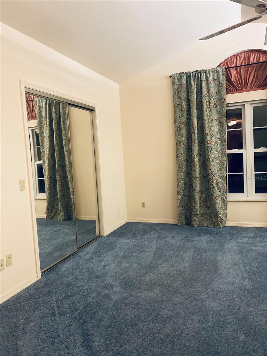 Image 16 of 49 For 533 Saint Andrews Road