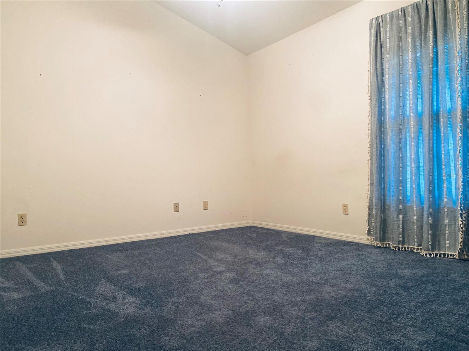 Image 21 of 49 For 533 Saint Andrews Road