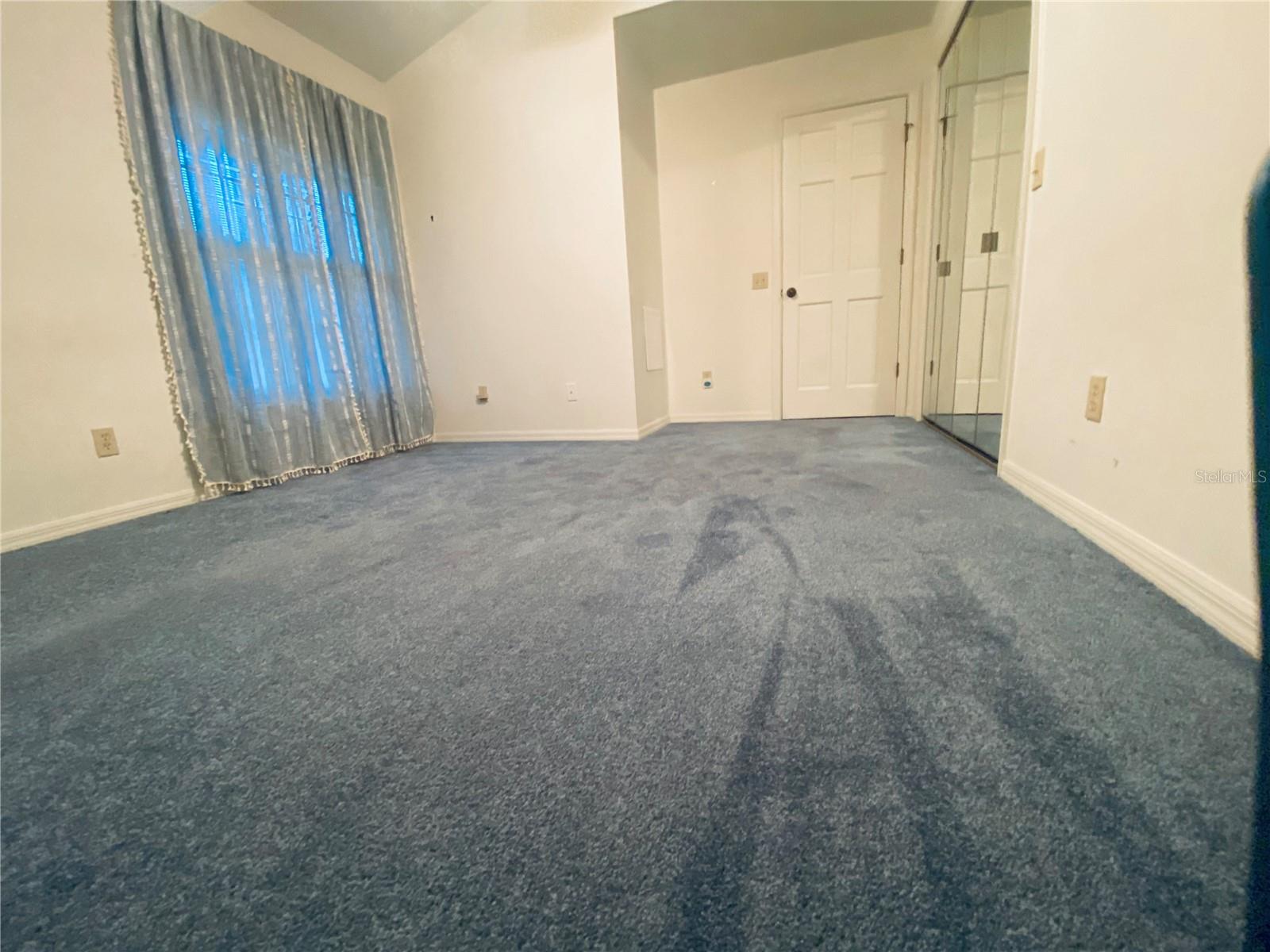 Image 22 of 49 For 533 Saint Andrews Road