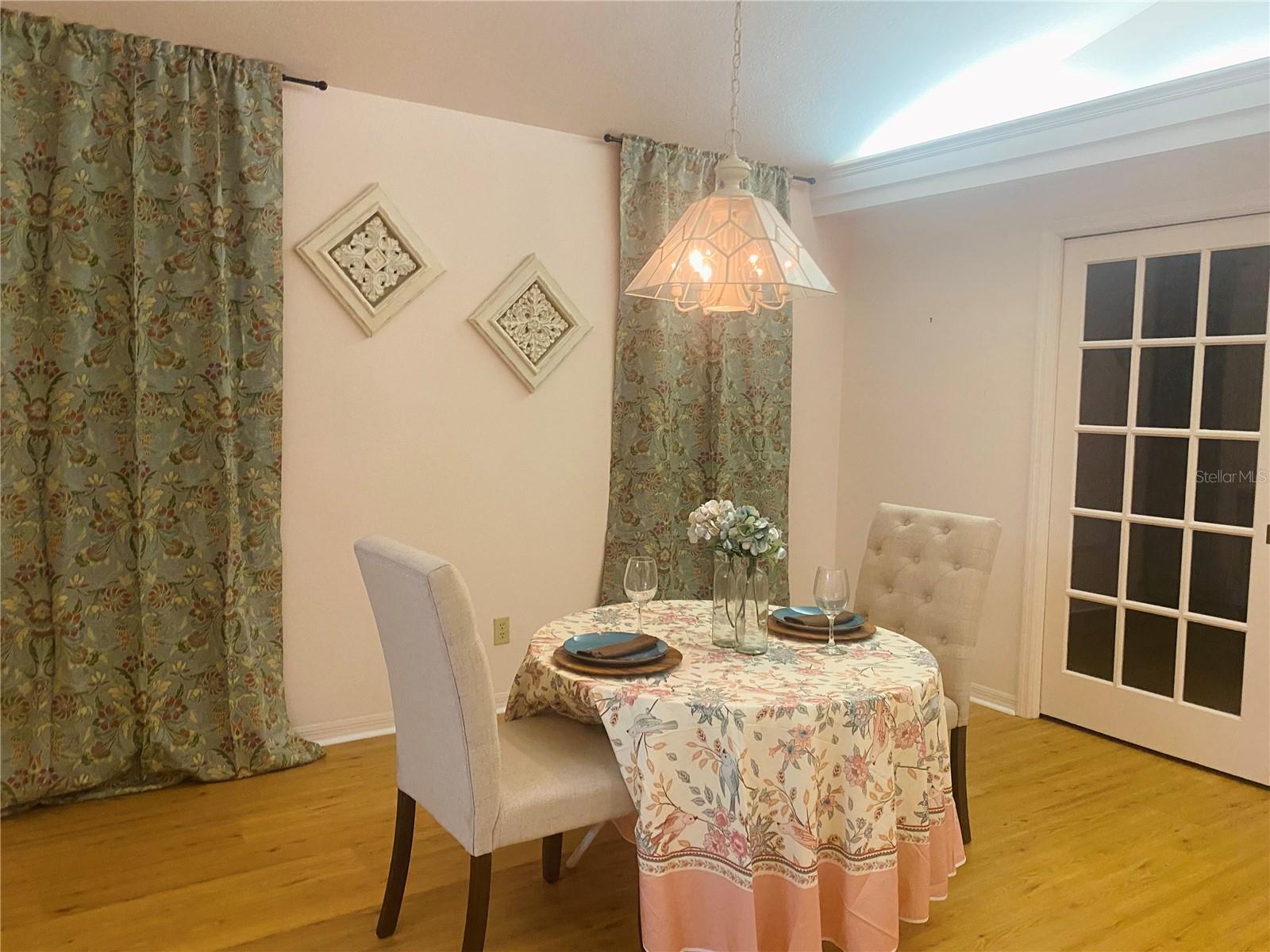 Image 24 of 49 For 533 Saint Andrews Road