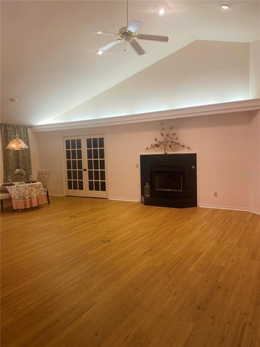 Image 30 of 49 For 533 Saint Andrews Road