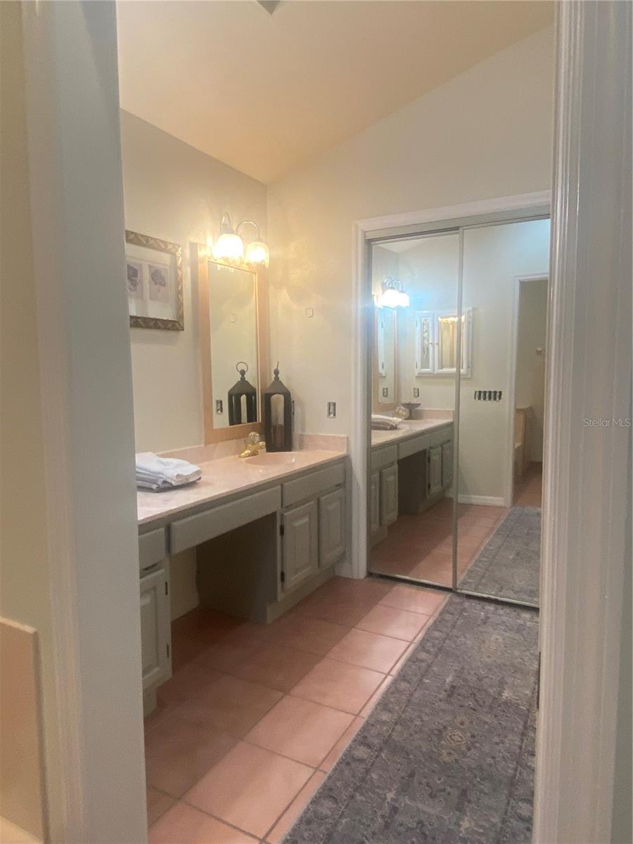 Image 42 of 49 For 533 Saint Andrews Road