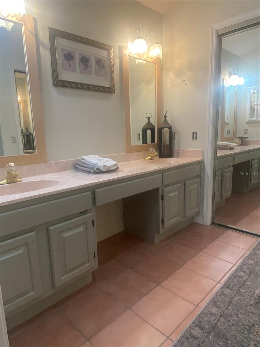 Image 43 of 49 For 533 Saint Andrews Road