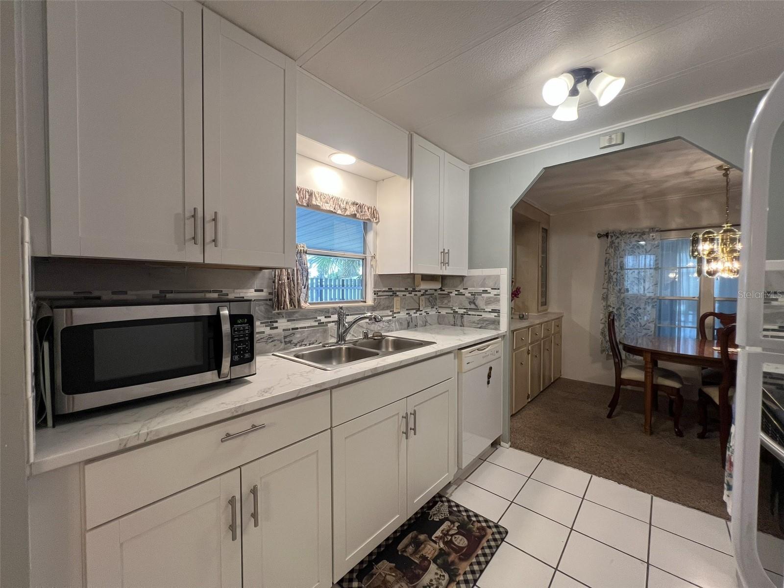 Image 11 of 43 For 2055 Floral Avenue 46