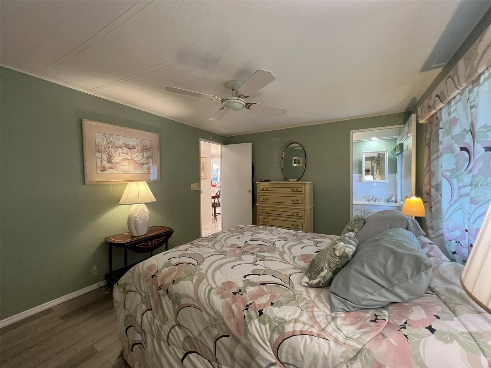 Image 23 of 43 For 2055 Floral Avenue 46