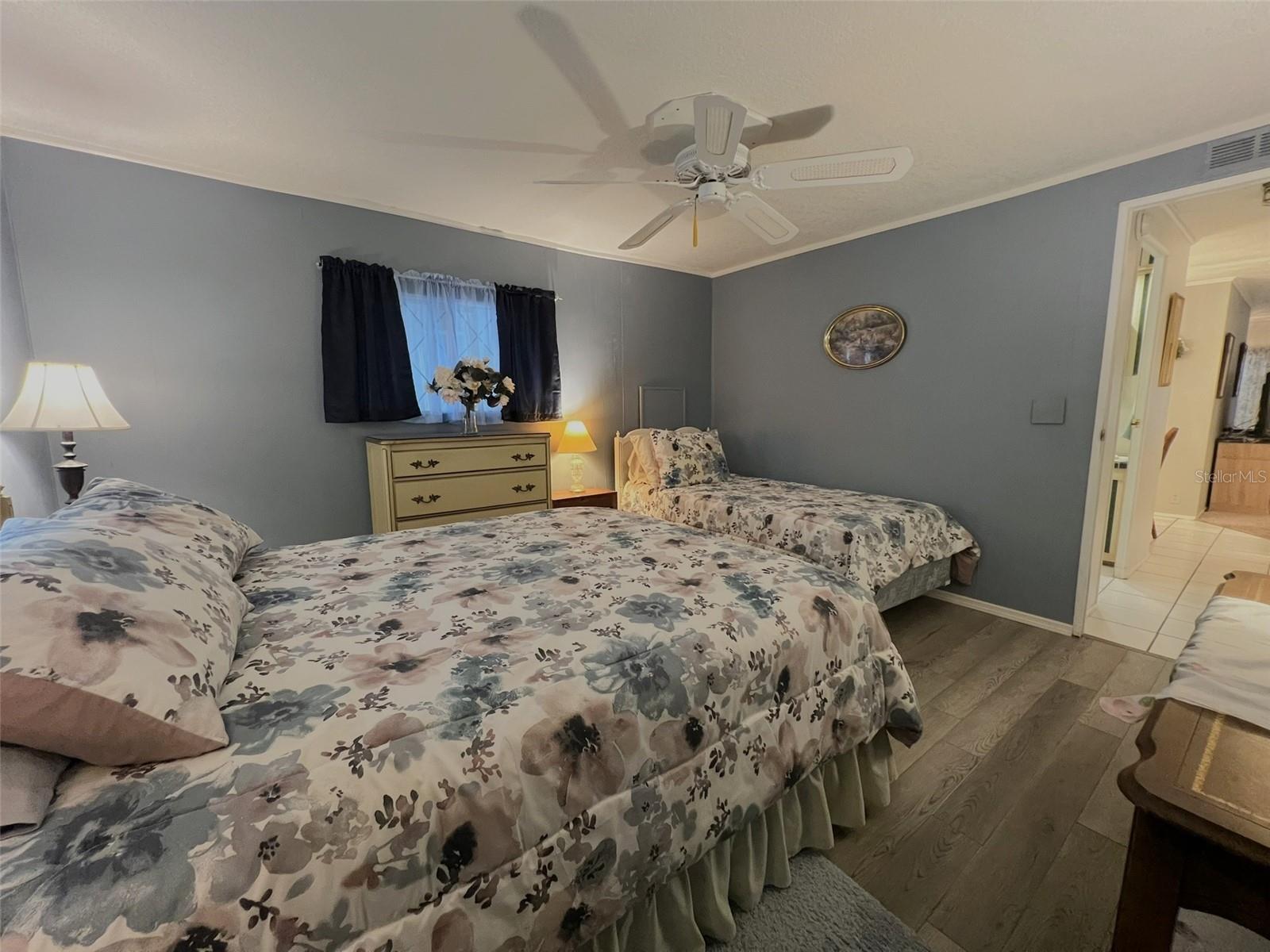 Image 27 of 43 For 2055 Floral Avenue 46