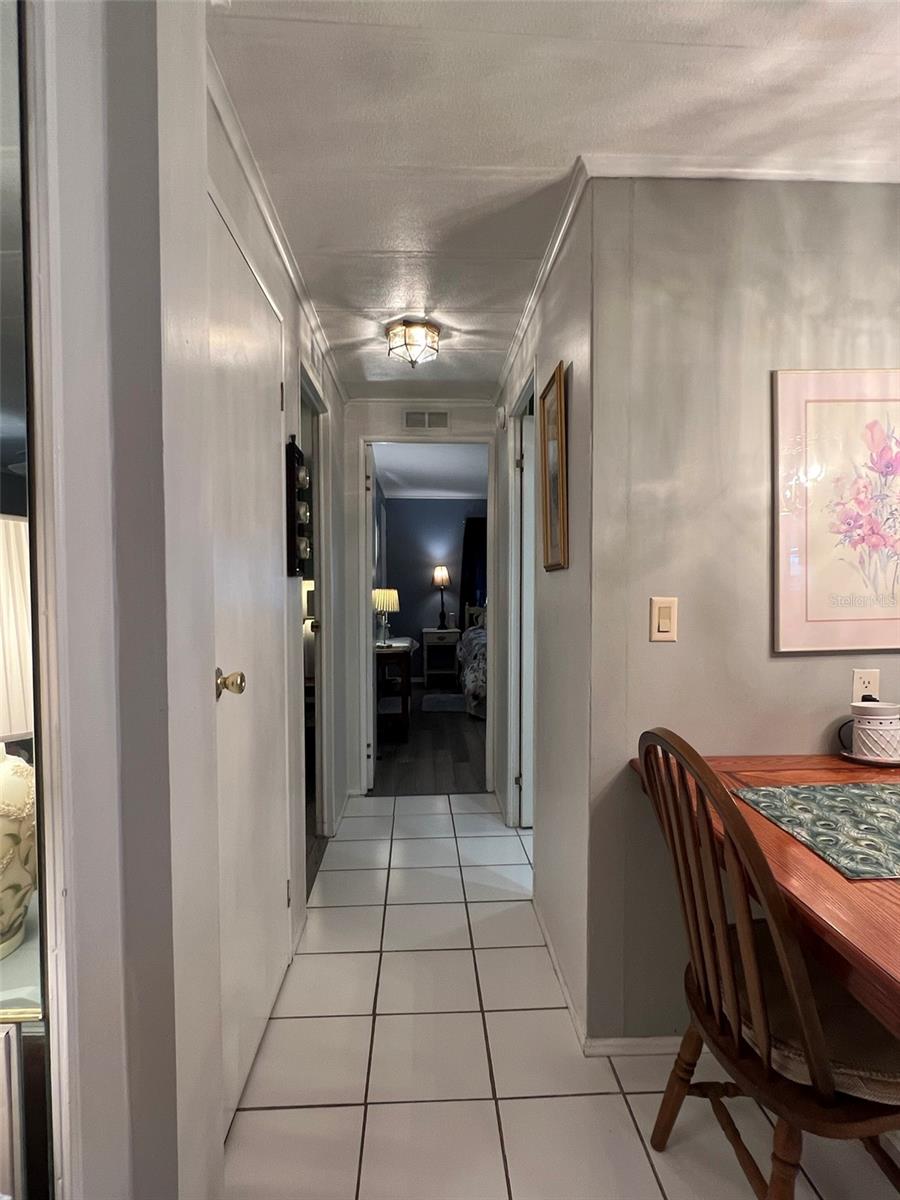 Image 6 of 43 For 2055 Floral Avenue 46