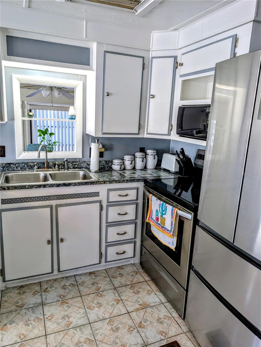 Image 13 of 51 For 143 Pansy Street