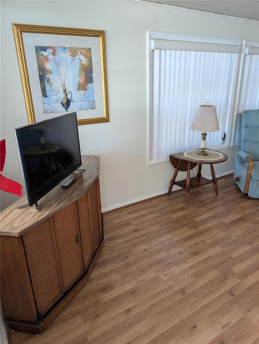 Image 24 of 51 For 143 Pansy Street