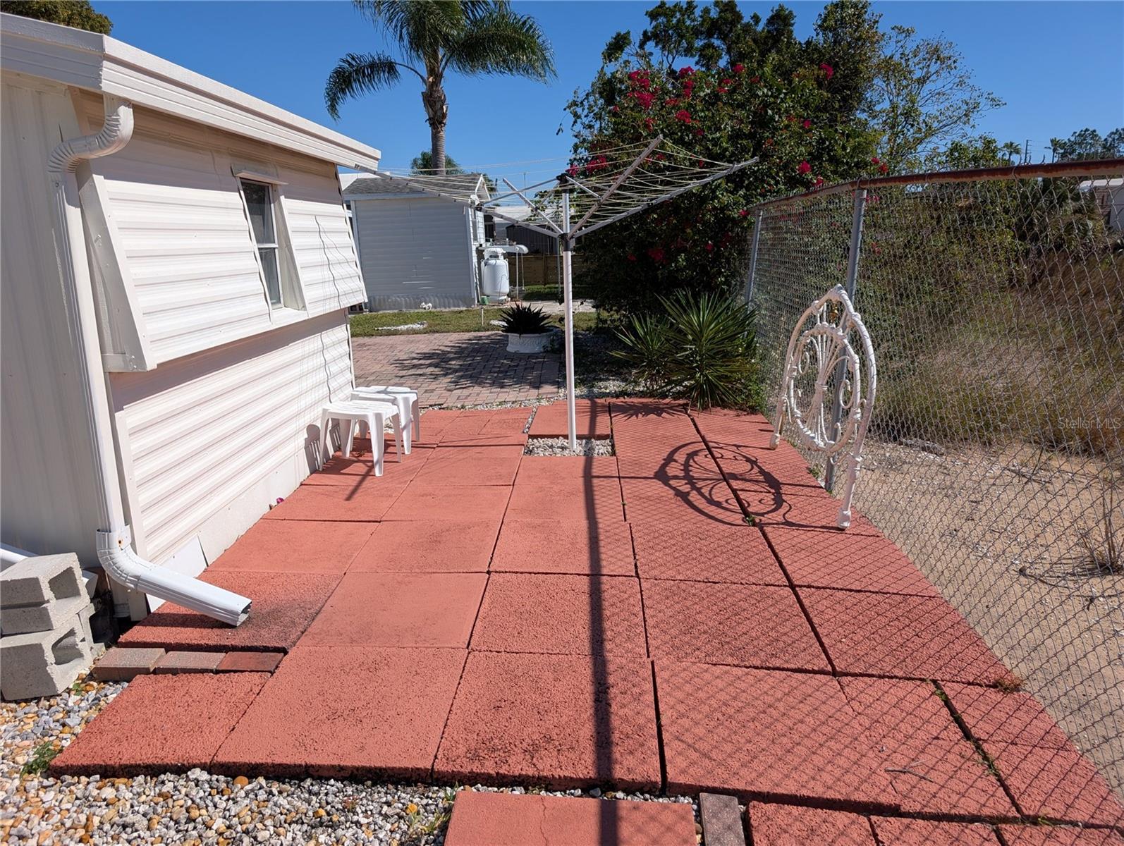 Image 26 of 51 For 143 Pansy Street