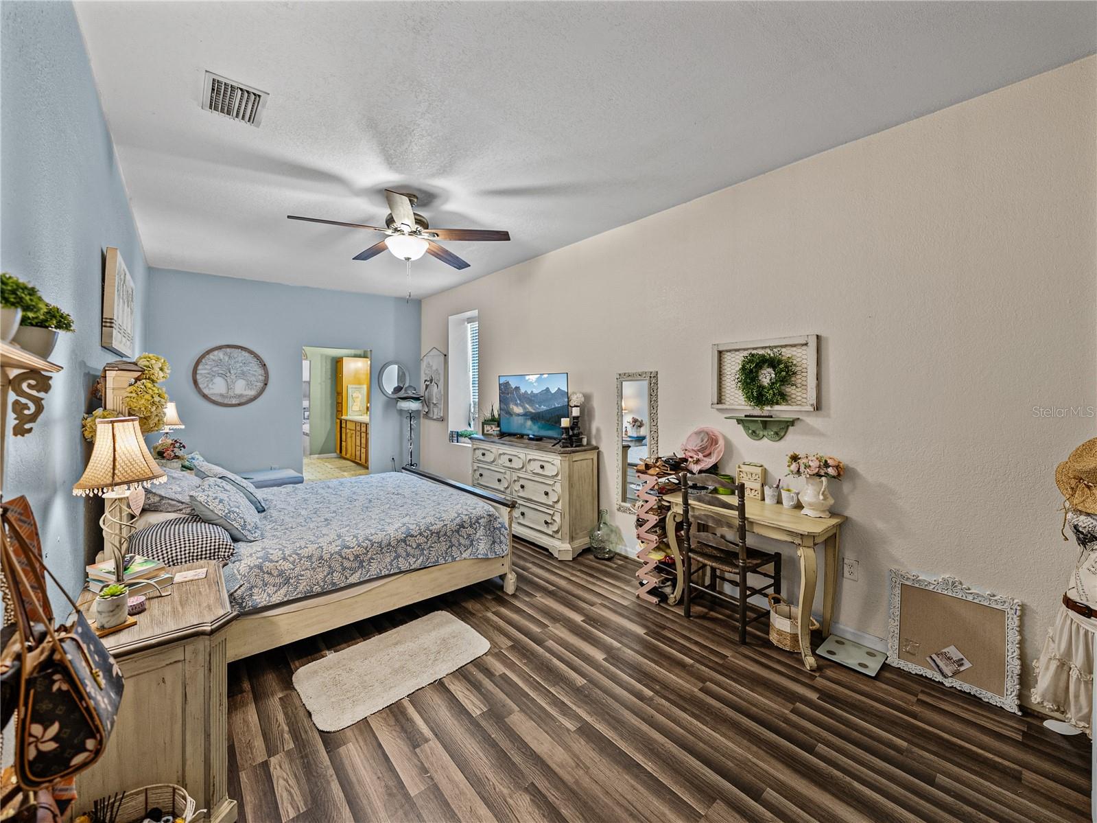 Image 17 of 70 For 135 Central Avenue