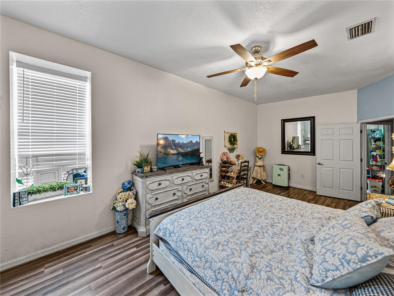 Image 20 of 70 For 135 Central Avenue