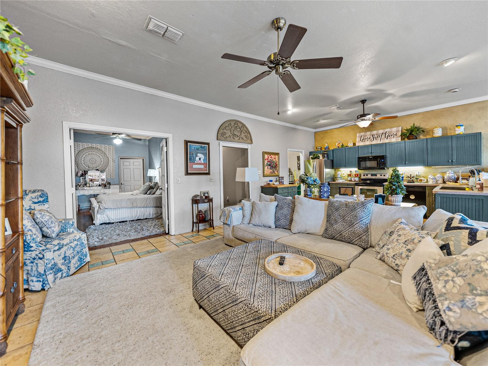 Image 4 of 70 For 135 Central Avenue