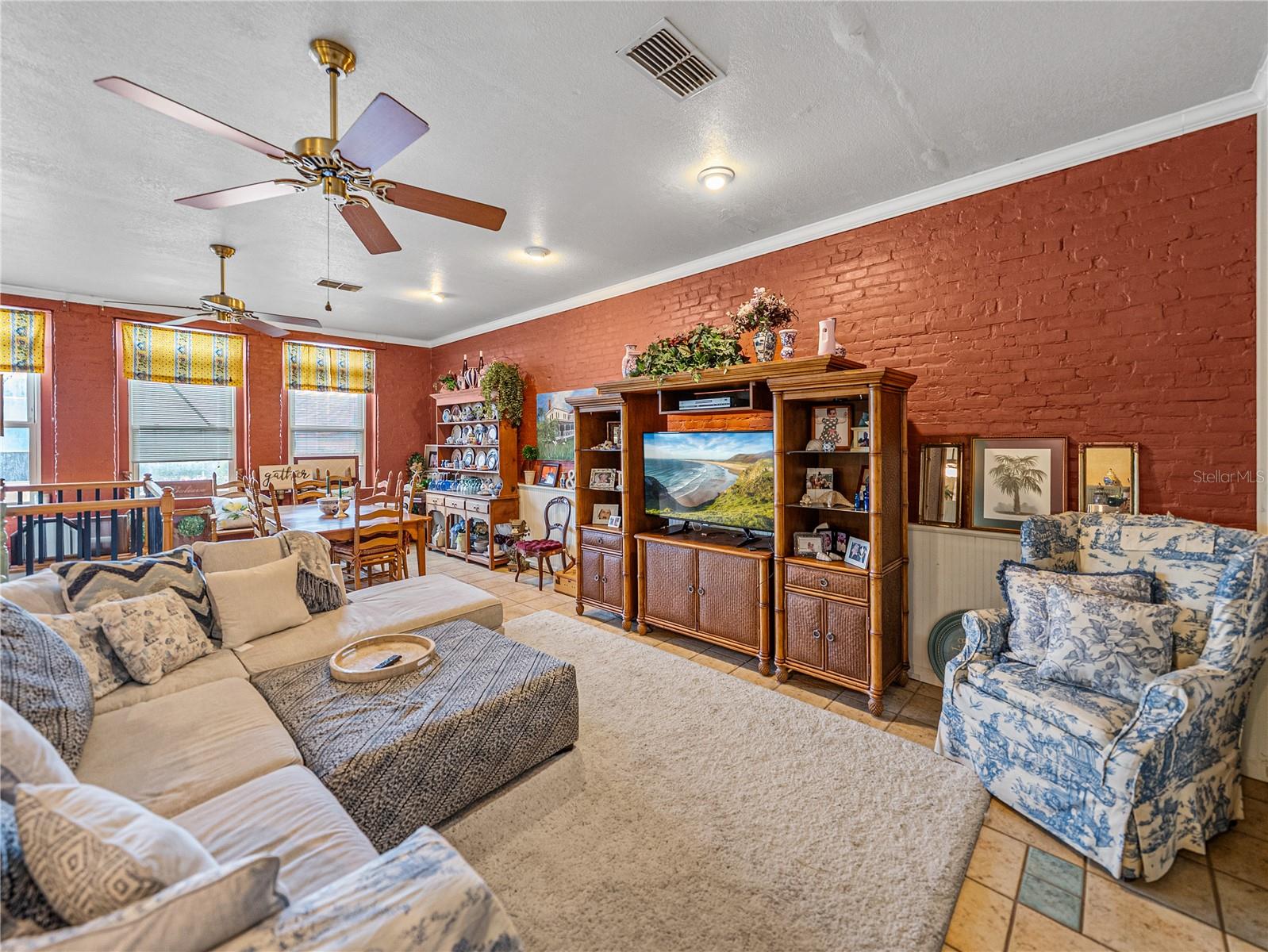 Image 44 of 70 For 135 Central Avenue