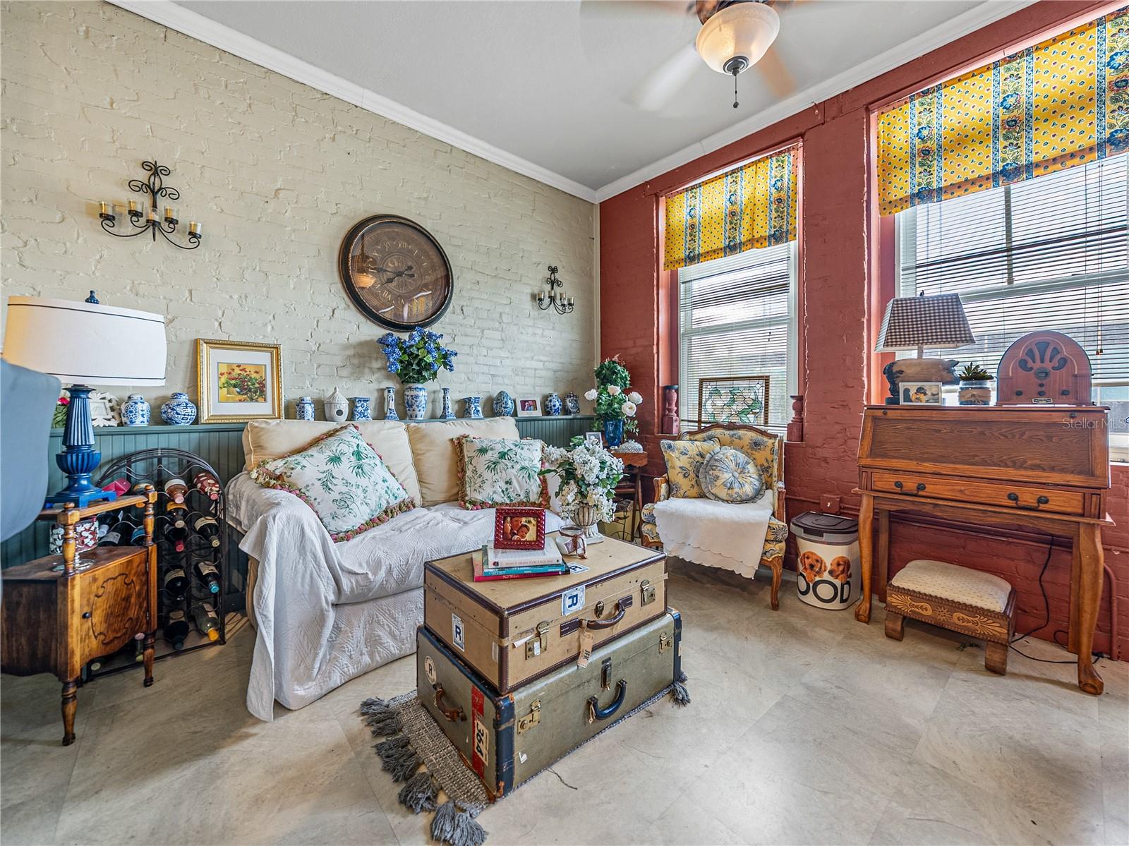 Image 51 of 70 For 135 Central Avenue