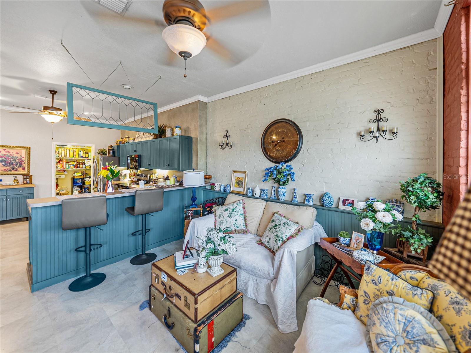 Image 52 of 70 For 135 Central Avenue