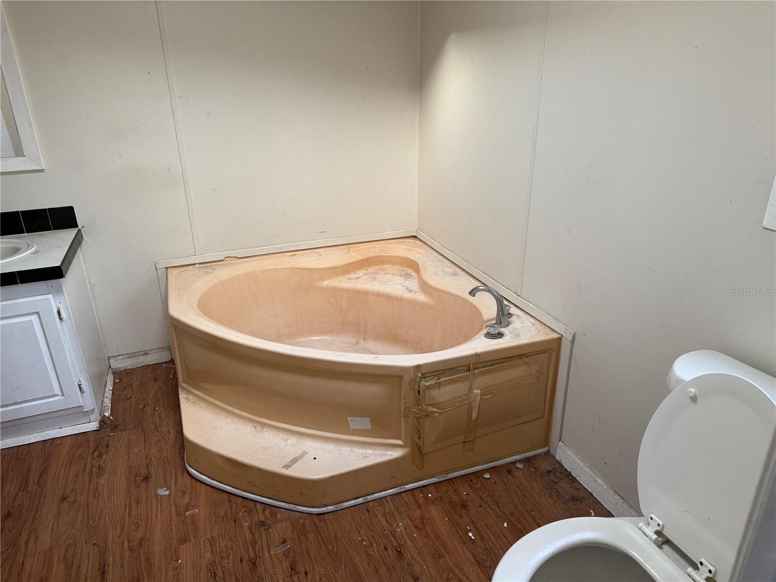 Image 18 of 23 For 4452 Roundup Drive