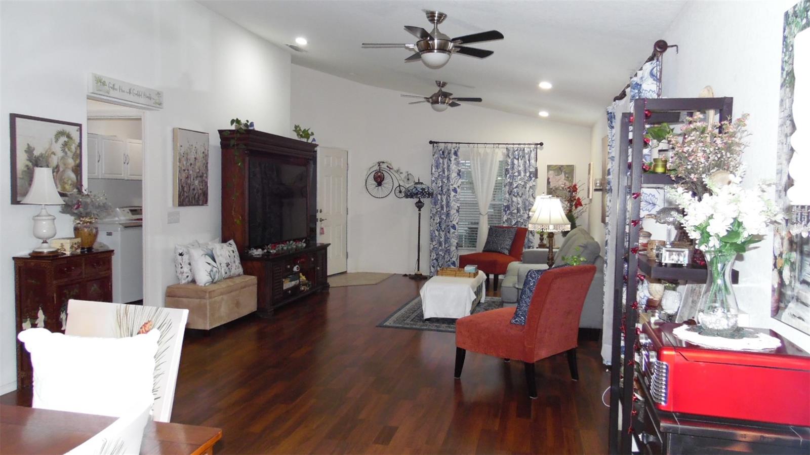 Image 5 of 20 For 1144 High Seas Street