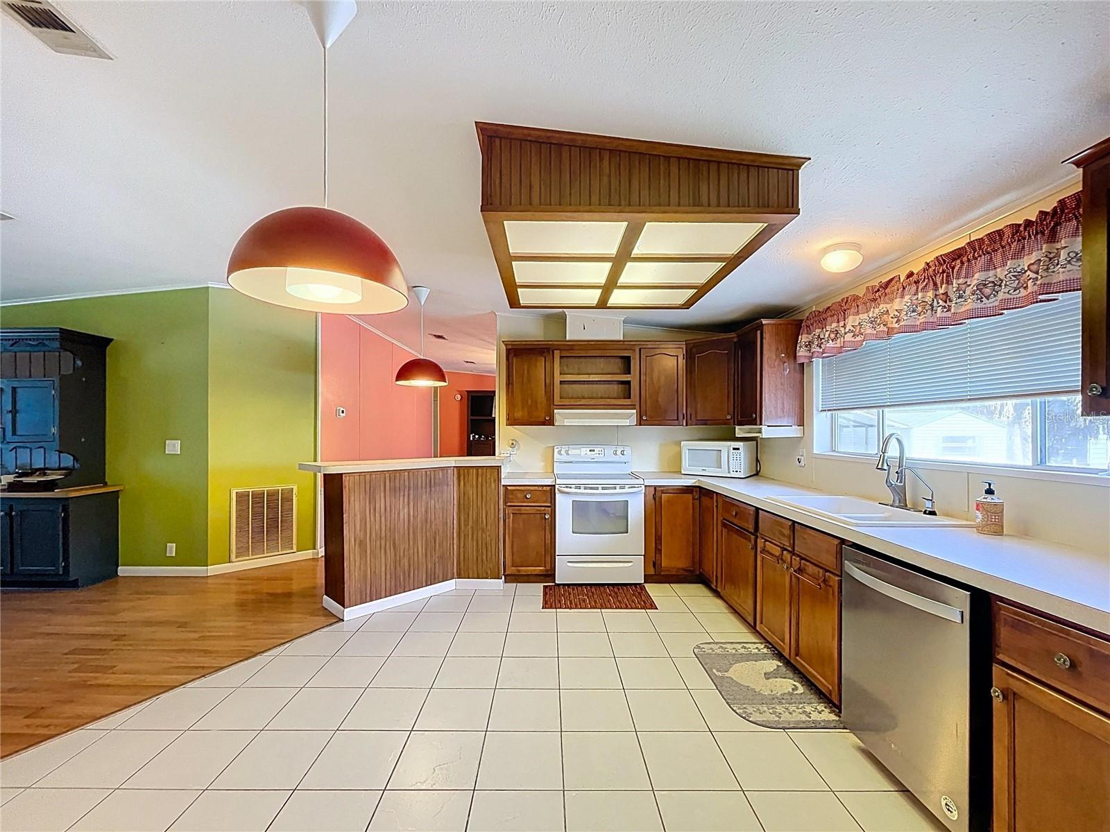 Image 17 of 46 For 2626 Nursery Road