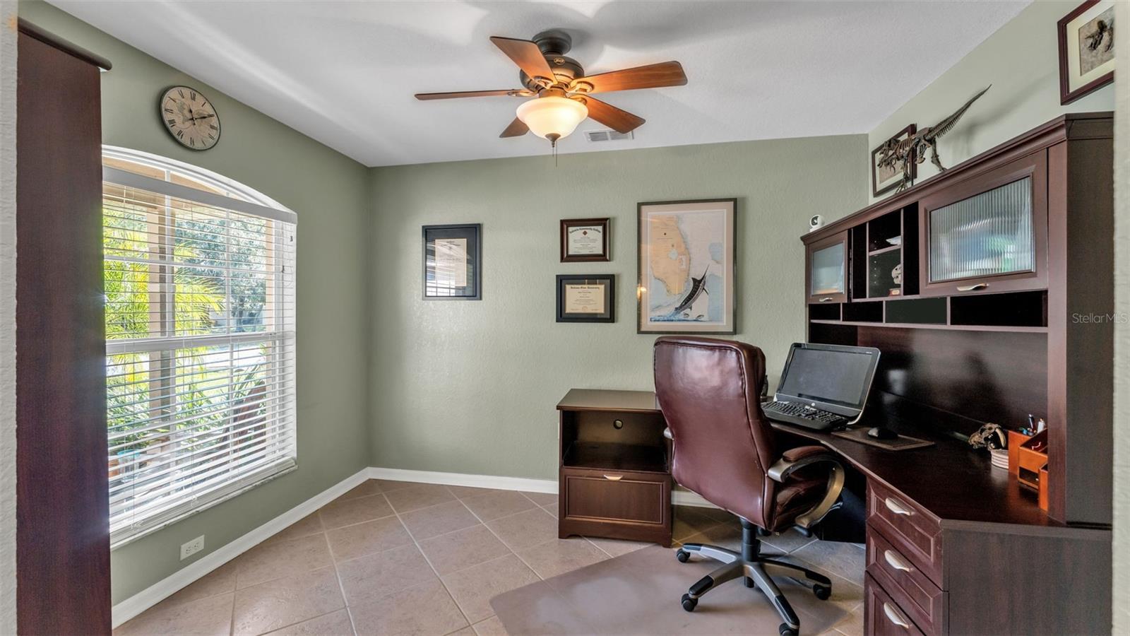 Image 39 of 50 For 5949 Trophy  