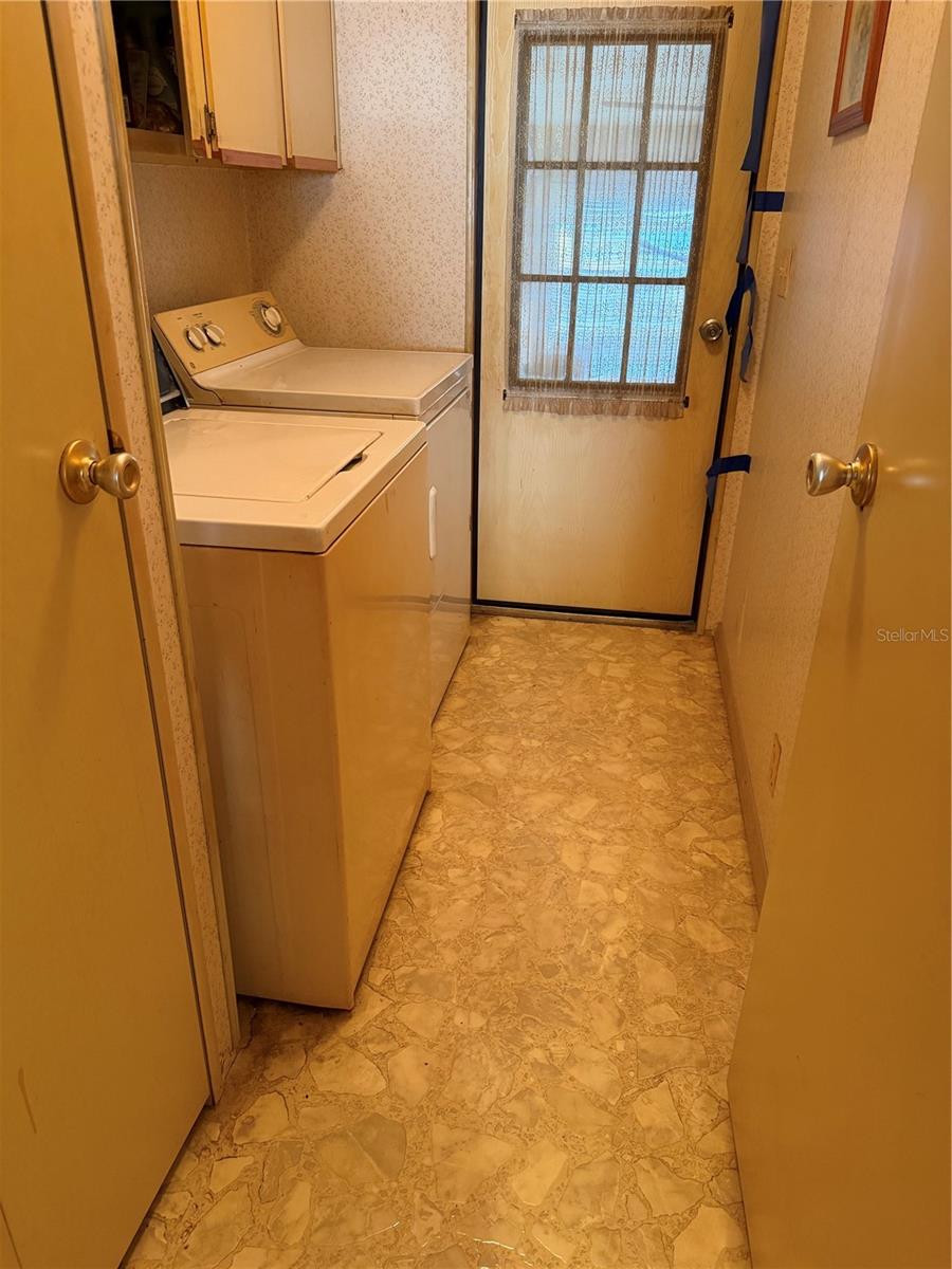 Image 7 of 13 For 4155 Rolling Oaks Drive