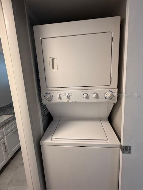 Image 17 of 20 For 700 Mirror Terrace Nw 404