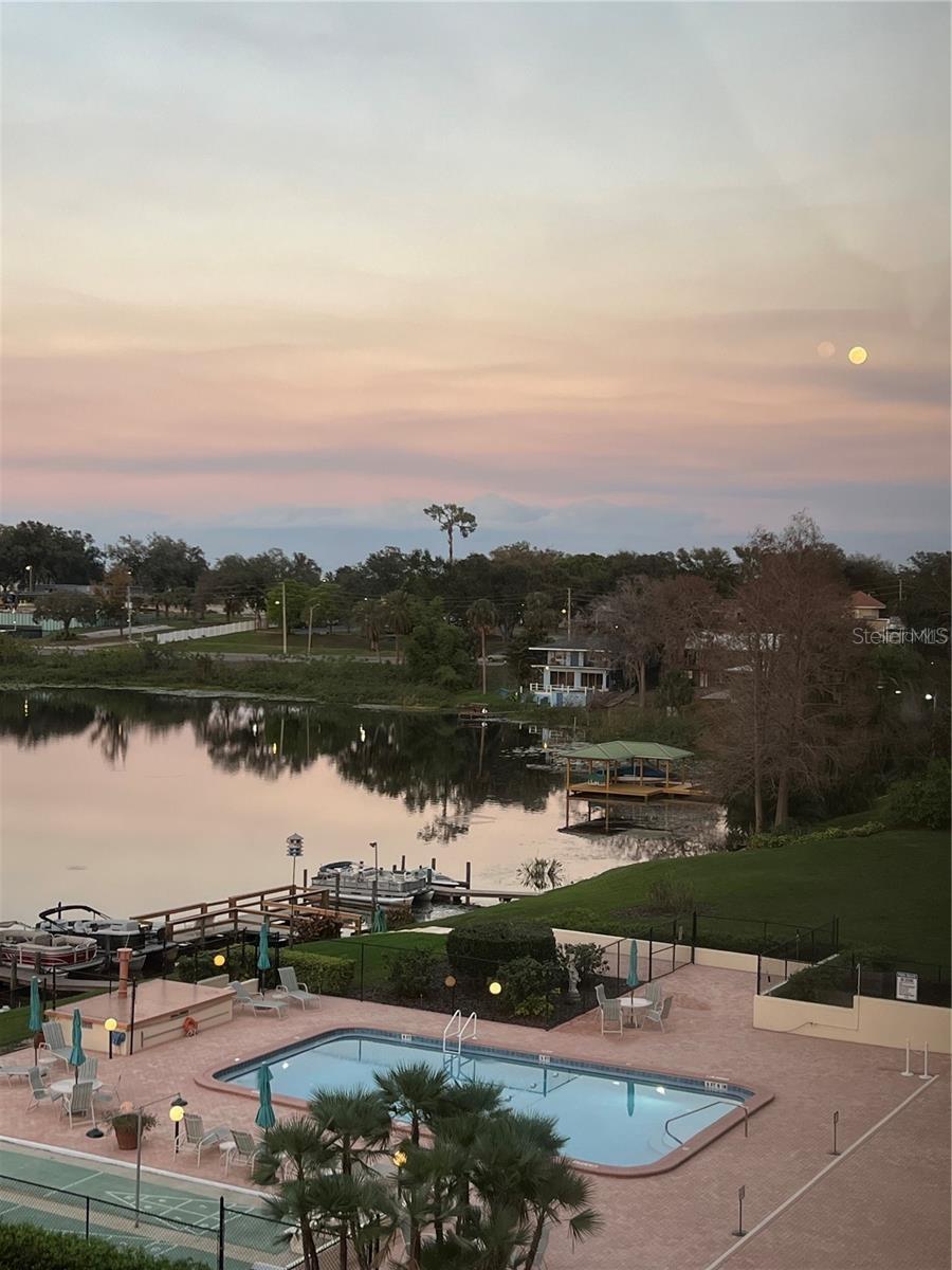 Image 20 of 20 For 700 Mirror Terrace Nw 404