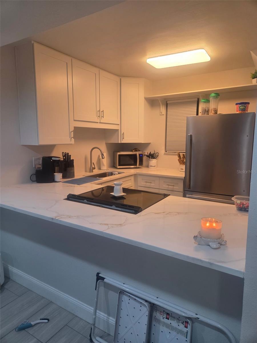 Image 2 of 5 For 1836 Crystal Lake Drive 117