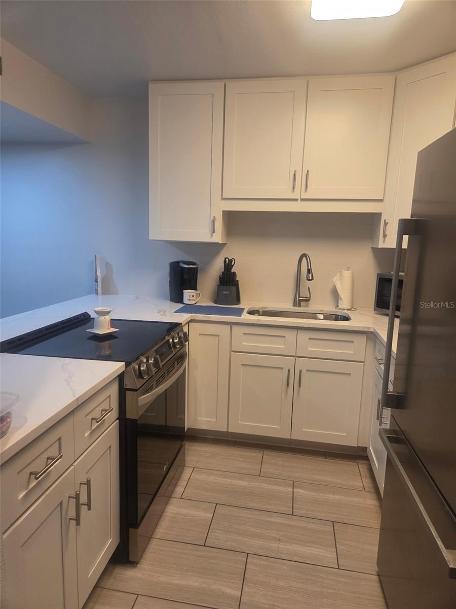 Image 3 of 5 For 1836 Crystal Lake Drive 117