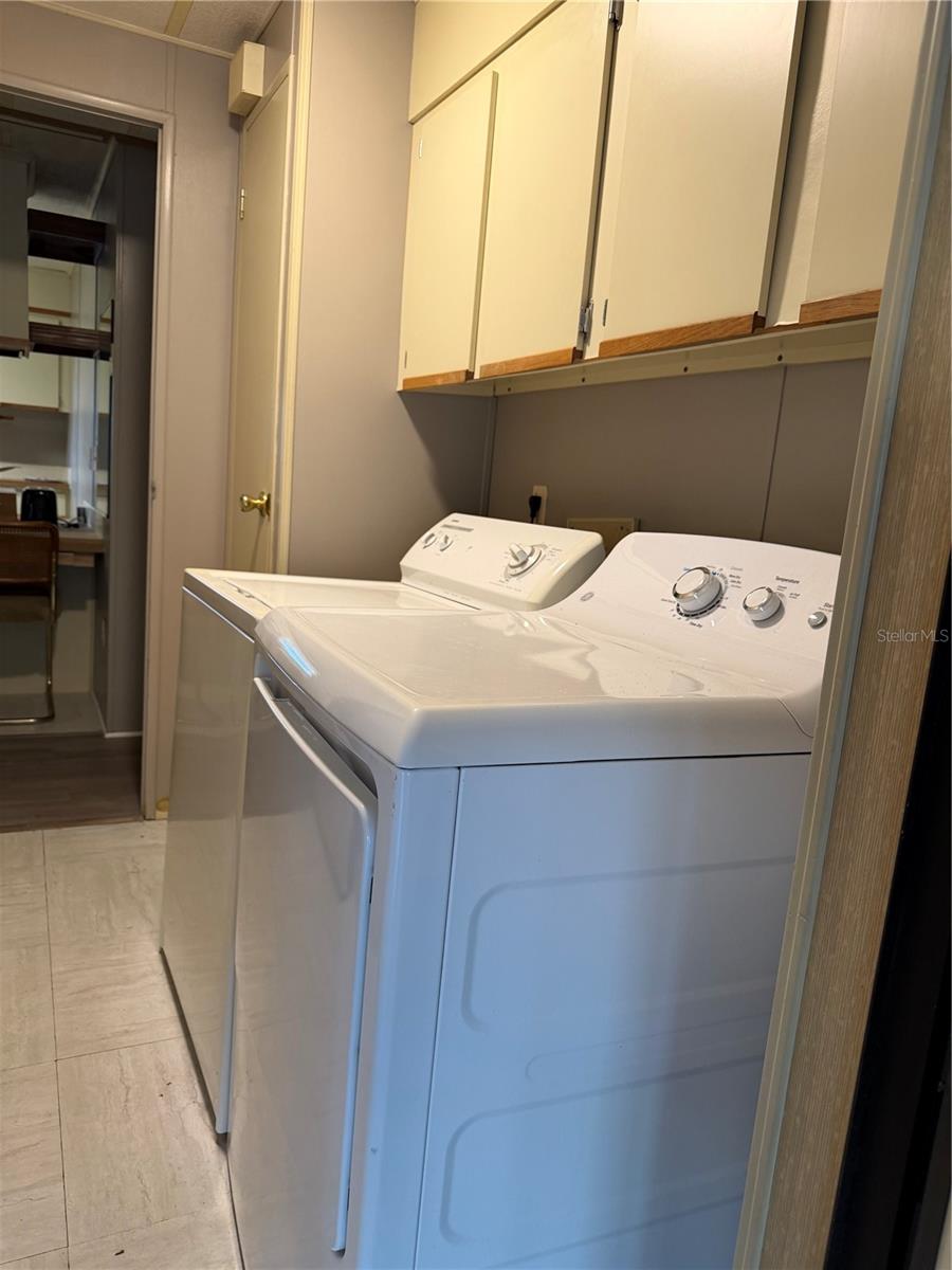 Image 18 of 19 For 4165 Rolling Oaks Drive